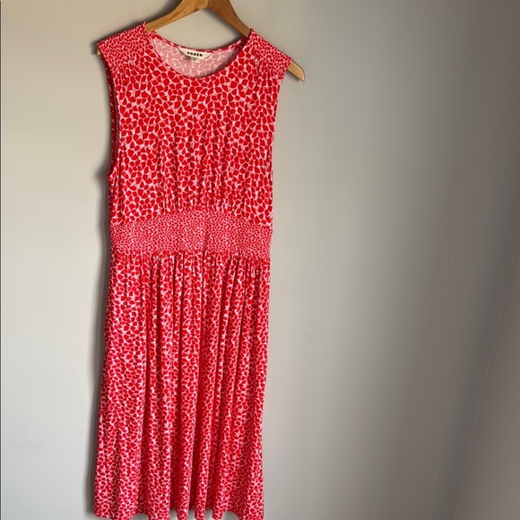 Boden Thea Sleeveless Midi Dress Poppy Red, Botanic Sprig - Picture 2 of 13